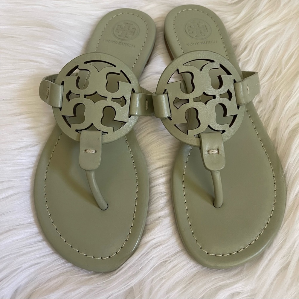 Tory Burch Women's Leather Miller Sandal Thong Flip Flop Flat size 6M